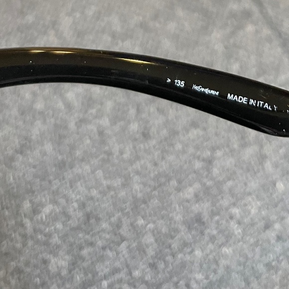Yves Saint Laurent Sunglasses - Picture 5 of 6